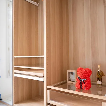 Entier Avec Balcon Sur Cour A شقة *