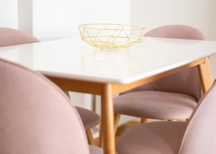 شقة Entier Avec Balcon Sur Cour A